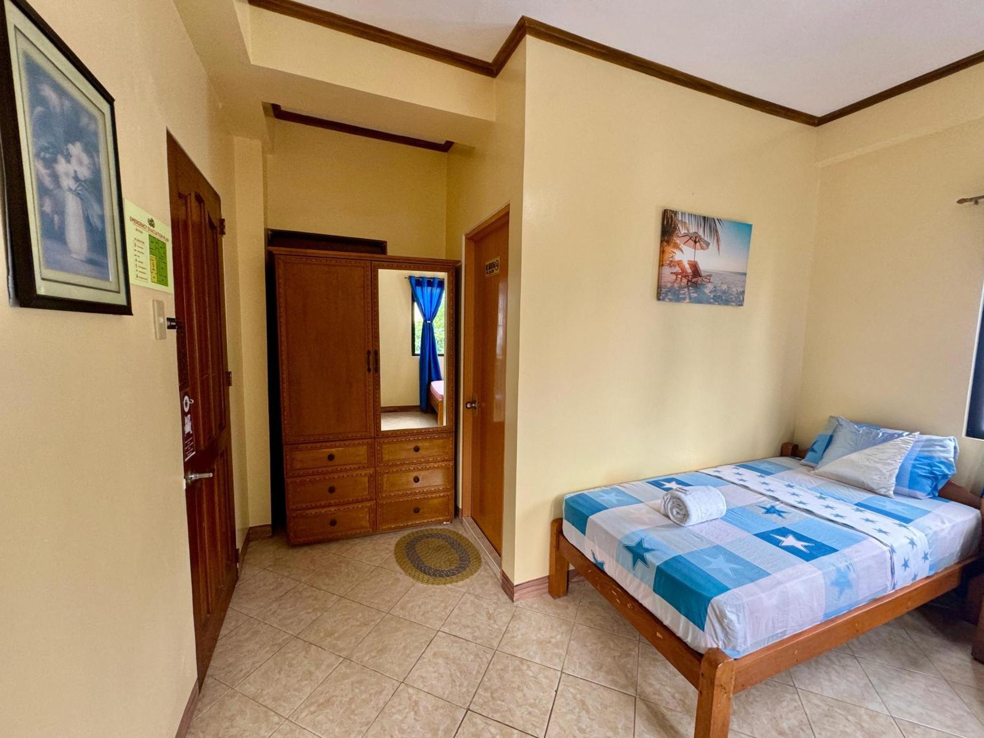 Ocean Breeze Inn Manoc-Manoc 객실 사진