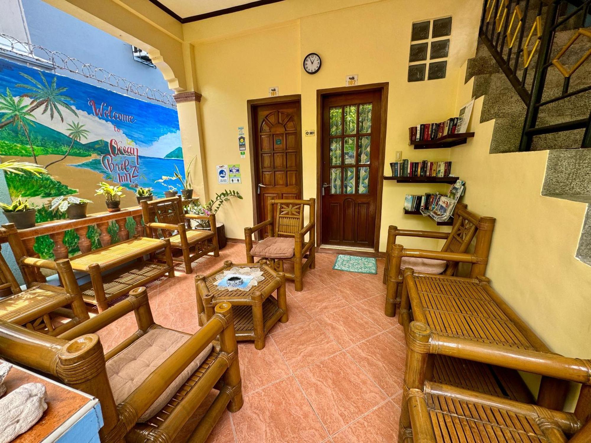Ocean Breeze Inn Manoc-Manoc 외부 사진