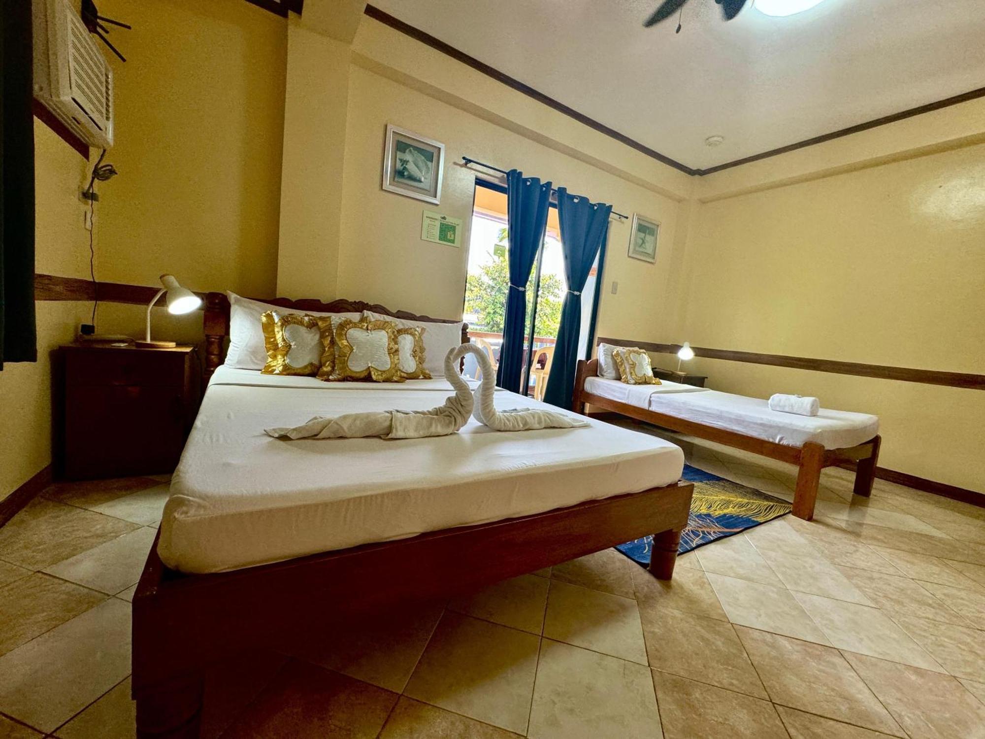 Ocean Breeze Inn Manoc-Manoc 객실 사진