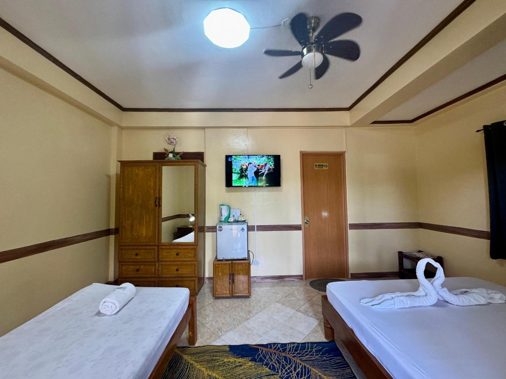 Ocean Breeze Inn Manoc-Manoc 객실 사진