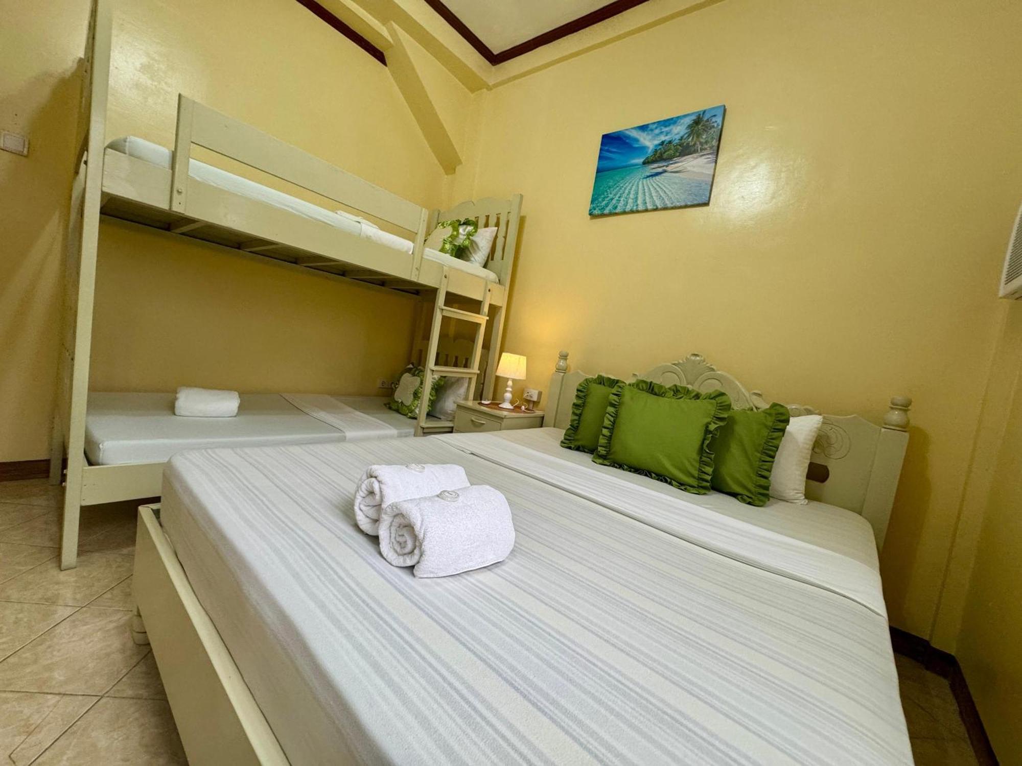 Ocean Breeze Inn Manoc-Manoc 객실 사진