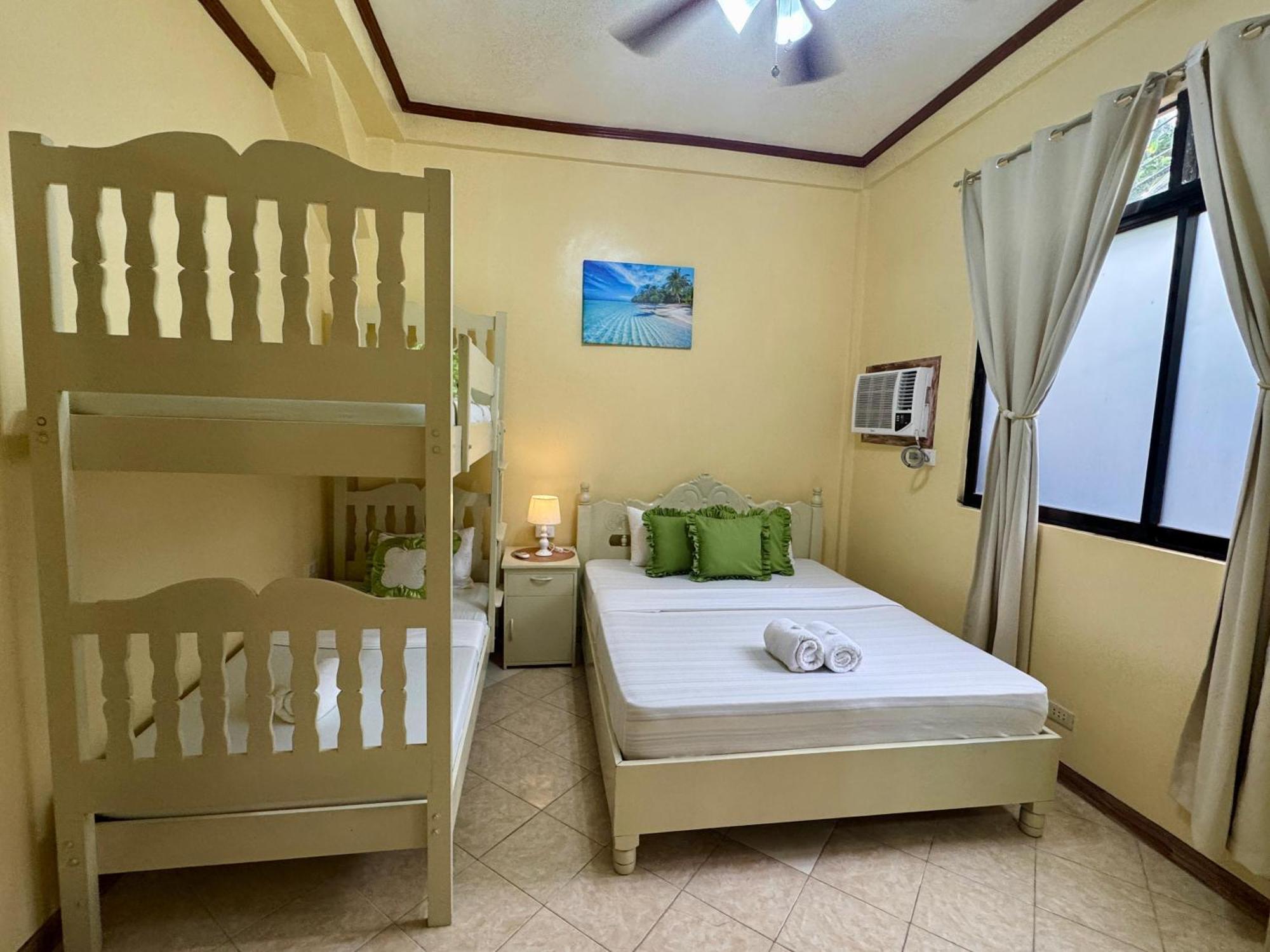 Ocean Breeze Inn Manoc-Manoc 객실 사진